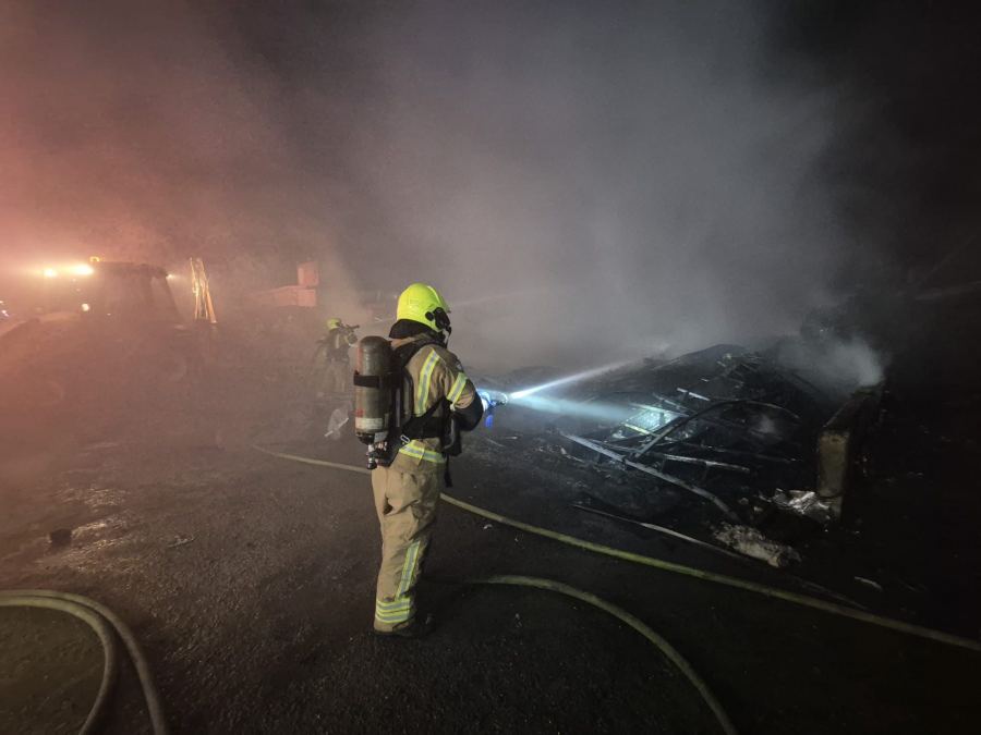 شقيب السلام. حريق في عدد من المحلات التجارية